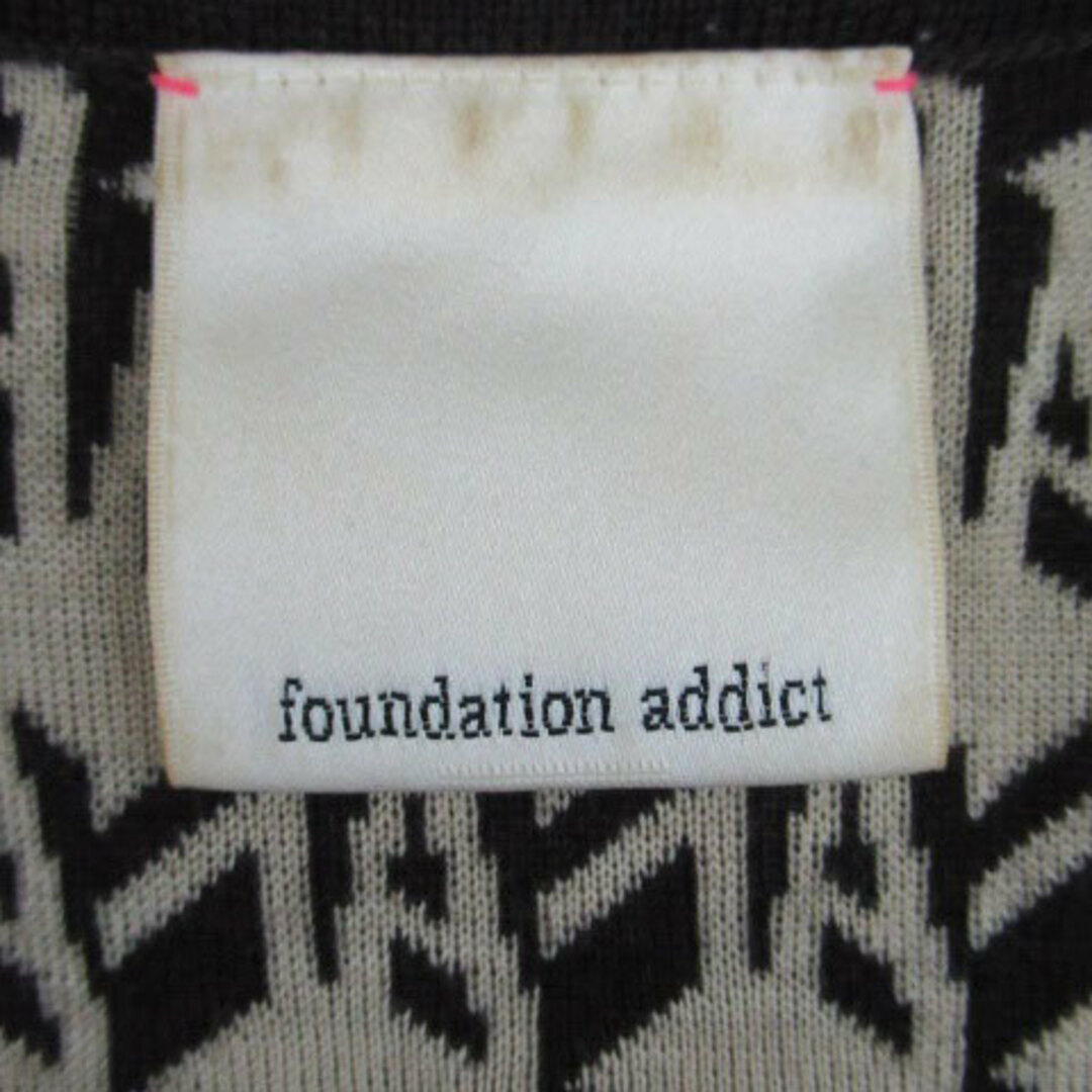 Foundation Addict(ファンデーションアディクト)のファンデーションアディクト ニットカーディガン Vネック 総柄 ウール M 茶色 レディースのトップス(カーディガン)の商品写真