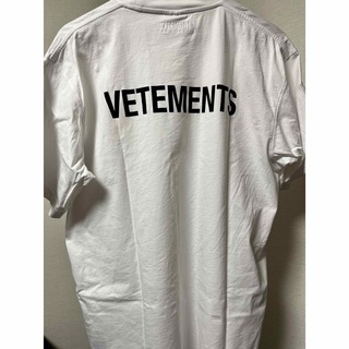 人気ブランドの VETEMENTS Tシャツ ワインレッド XS(L〜XL