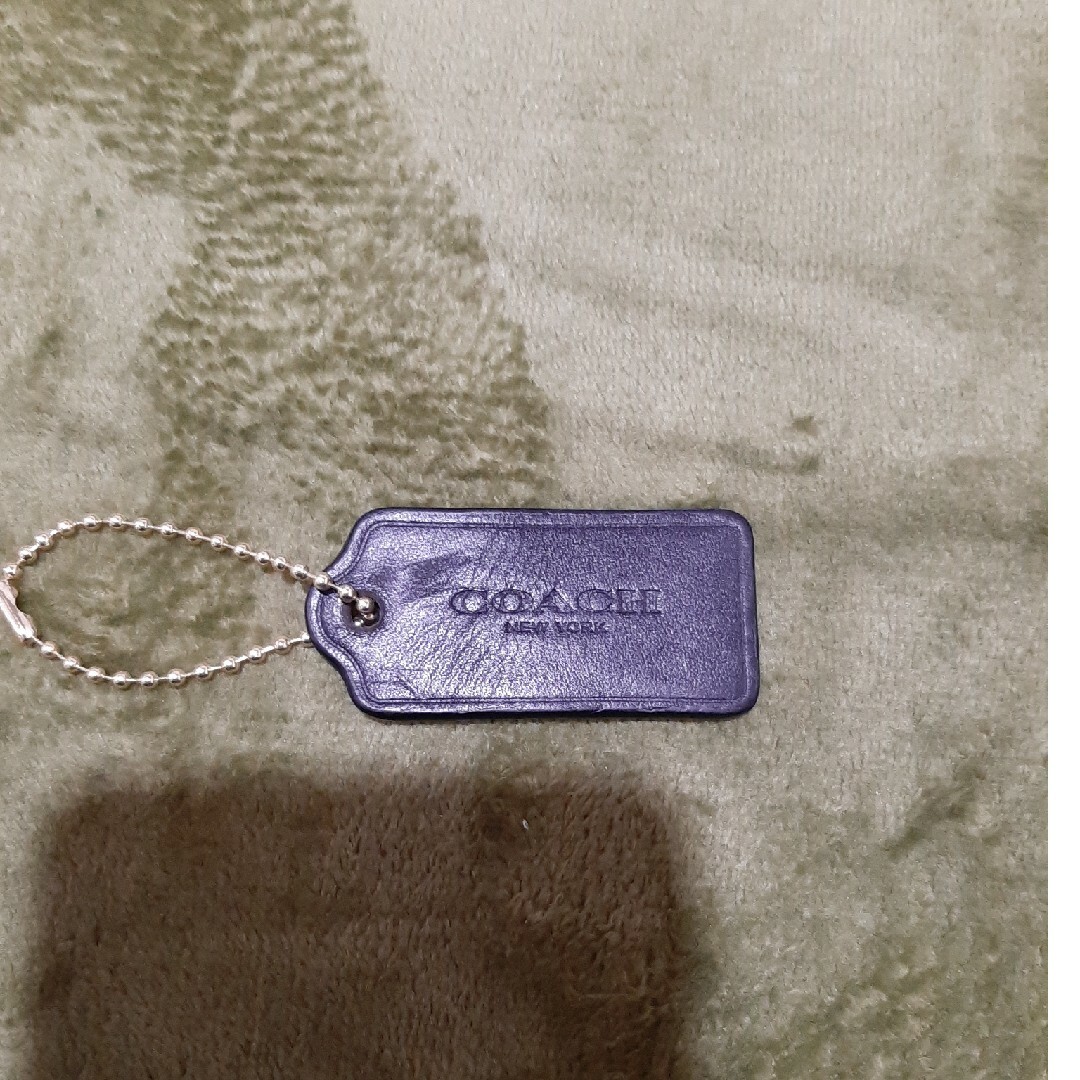 COACH(コーチ)のCOACH　タグチャーム レディースのアクセサリー(チャーム)の商品写真