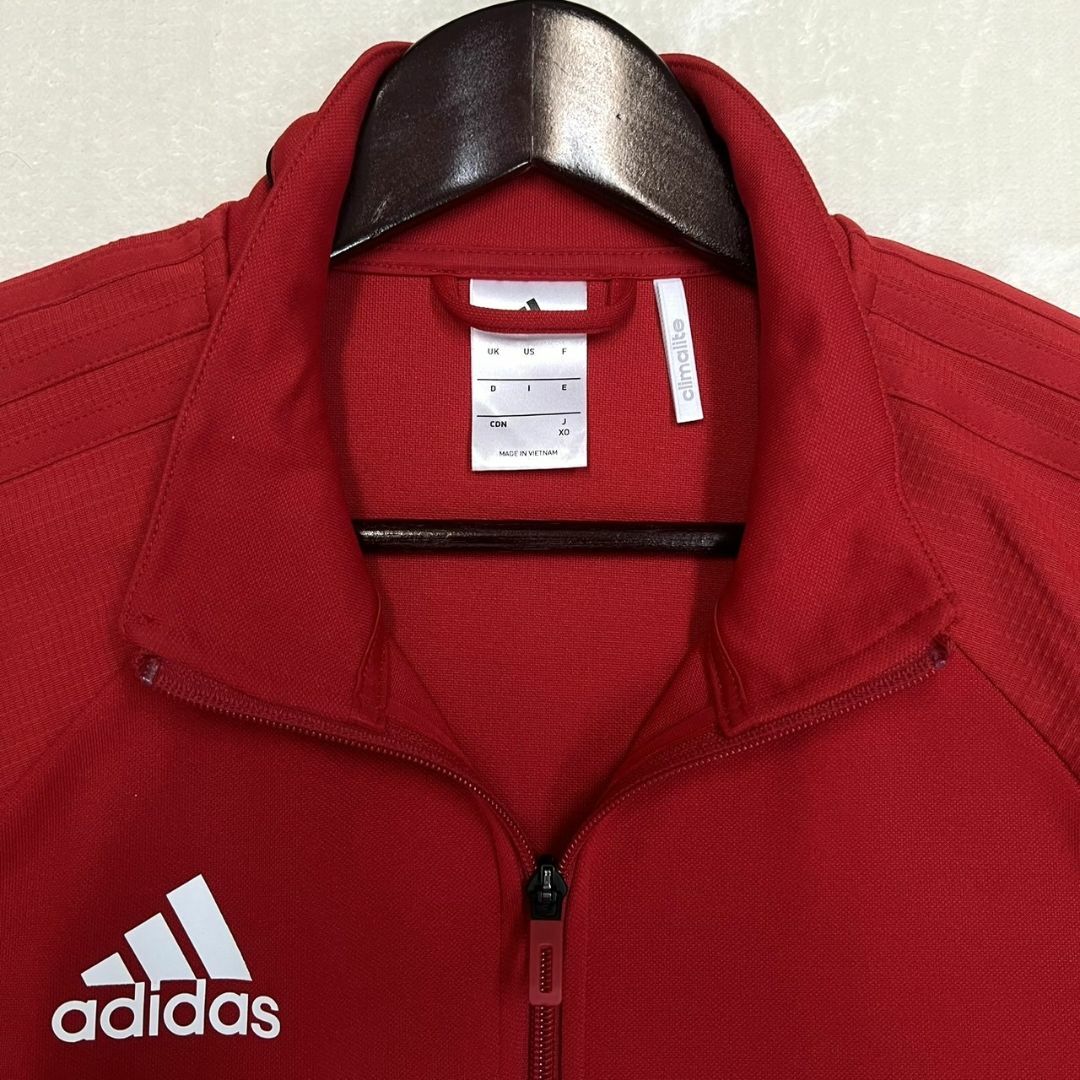 adidas(アディダス)の☆美品☆【adidas アディダス トレーニングジャケット メンズ レッド】 スポーツ/アウトドアのトレーニング/エクササイズ(その他)の商品写真