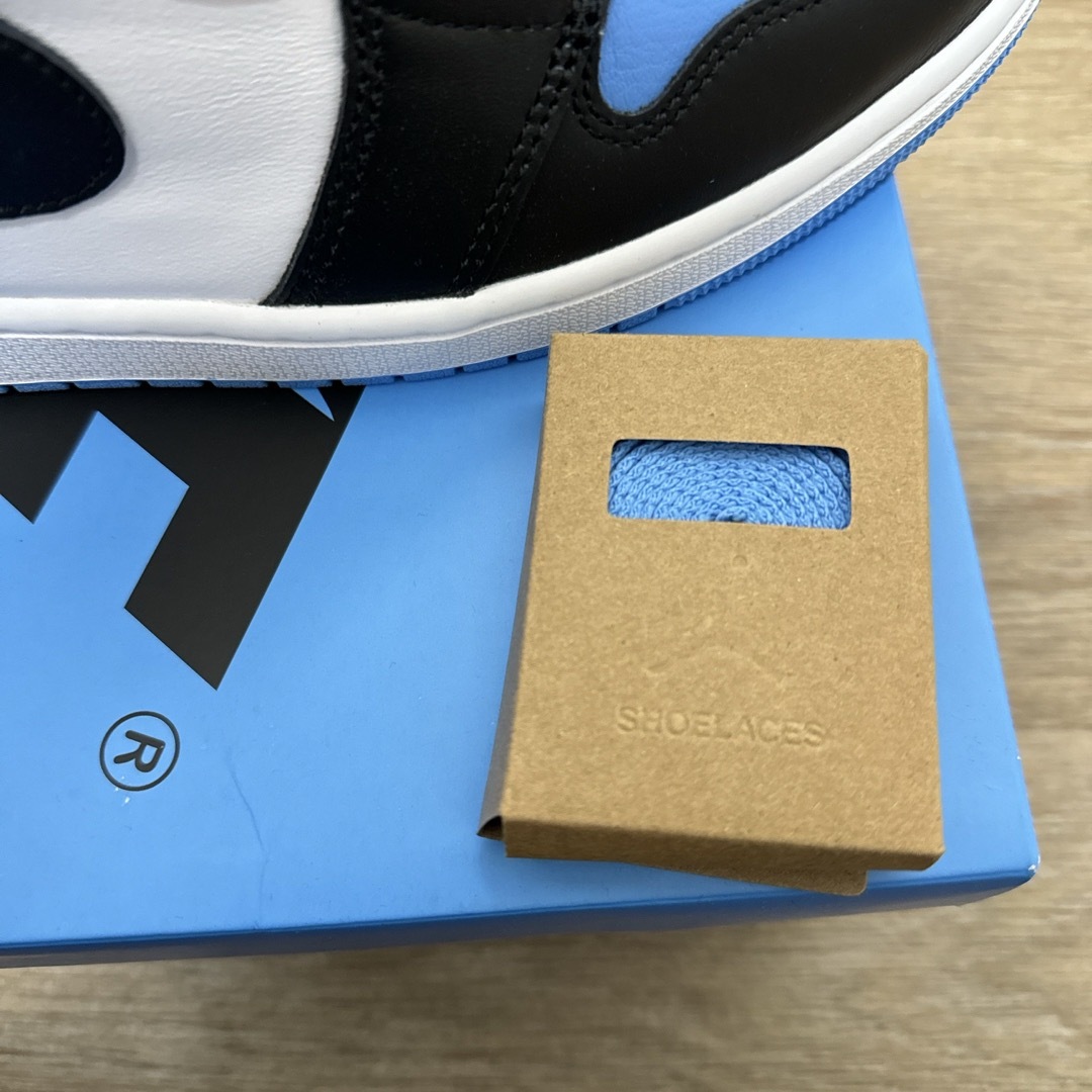 NIKE(ナイキ)のNike Air Jordan 1University Blue/UNC Toe メンズの靴/シューズ(スニーカー)の商品写真