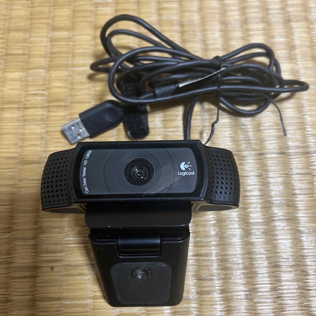 Logicool(ロジクール)のlogicool V-U0028 USBカメラ WEBカメラ スマホ/家電/カメラのPC/タブレット(PC周辺機器)の商品写真