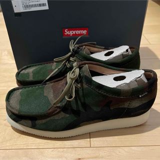 シュプリーム(Supreme)のsupreme clarks Gore-Tex ワラビー　UK9 28cm(ブーツ)