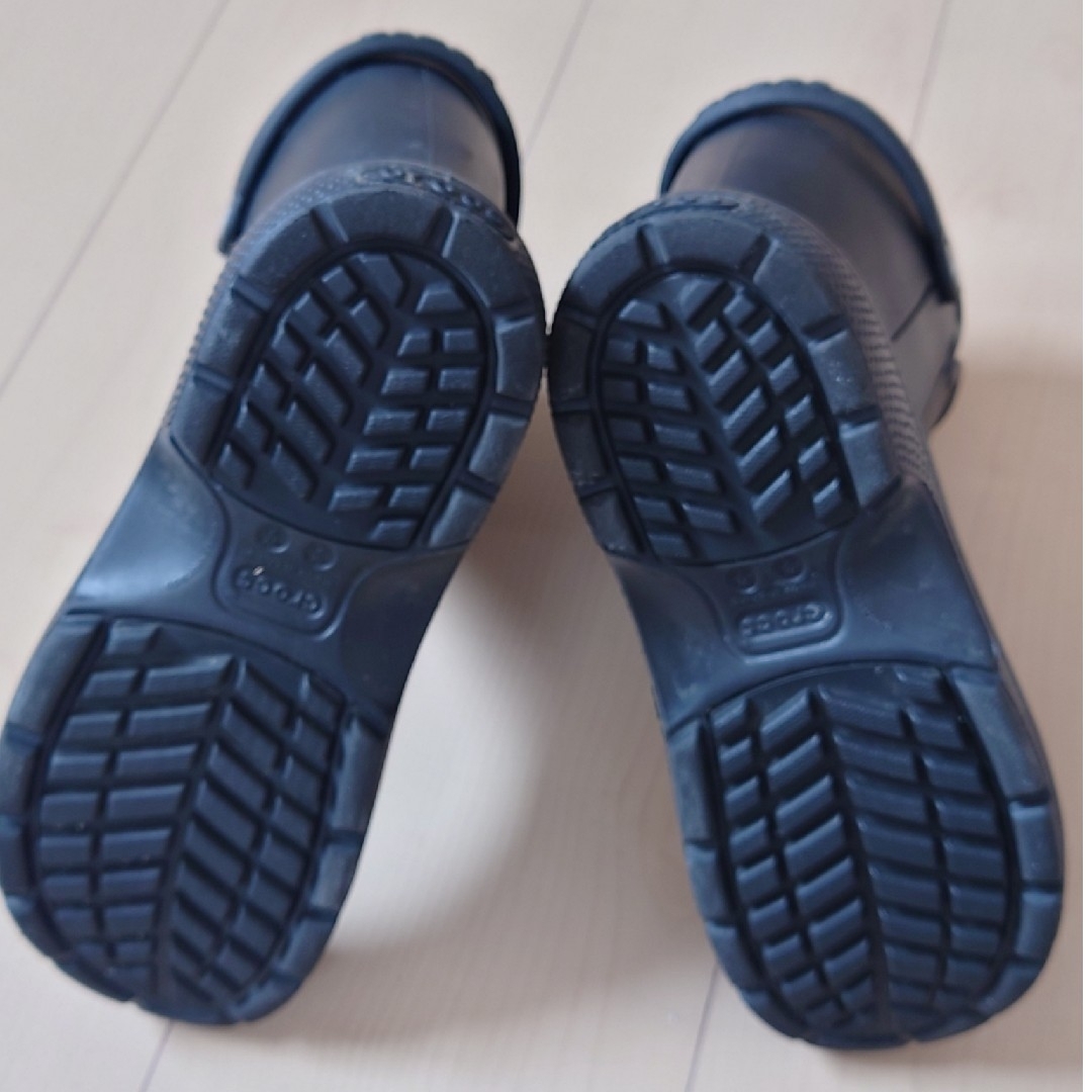 crocs(クロックス)のcrocs 23cm レインブーツ キッズ/ベビー/マタニティのキッズ靴/シューズ(15cm~)(長靴/レインシューズ)の商品写真