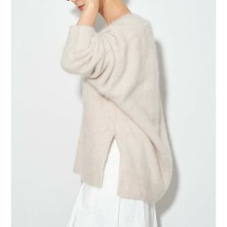 プラージュ(Plage)の新品タグ付き　plage 　Fur Vスリットプルオーバー(ニット/セーター)