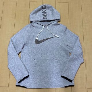 ナイキ(NIKE)のNIKE パーカー(パーカー)