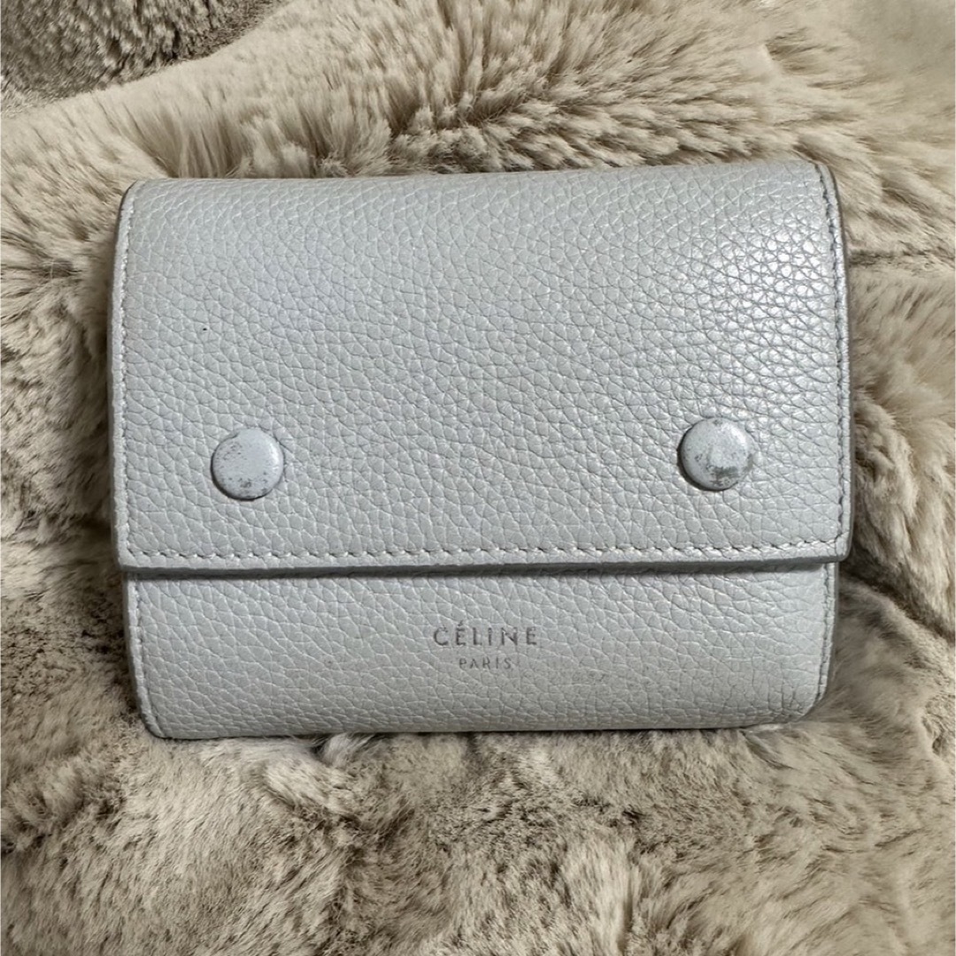 celine(セリーヌ)のCELINE スモールフォールデッドマルチファンクションウォレット　グレー レディースのファッション小物(財布)の商品写真