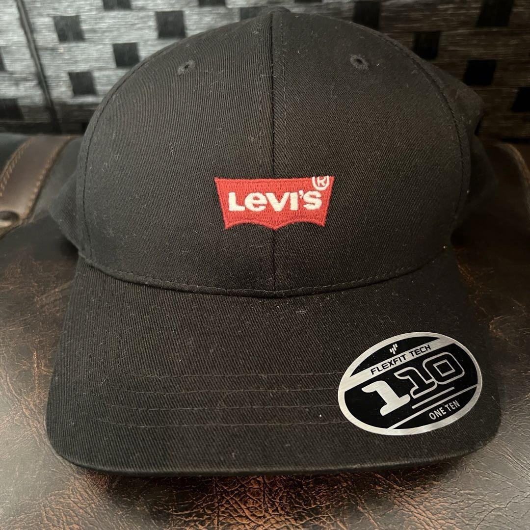 Levi's(リーバイス)のリーバイス Levi's バットウイング ロゴキャップ ベースボールキャップ メンズの帽子(キャップ)の商品写真
