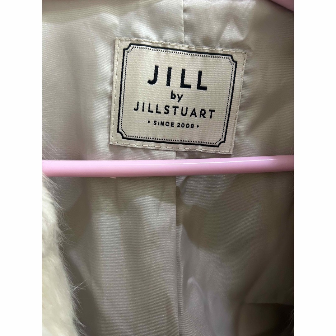 JILL by JILLSTUART(ジルバイジルスチュアート)の【1回着用】ジルバイジルスチュアート　ファーショートビジュージャケット レディースのジャケット/アウター(毛皮/ファーコート)の商品写真