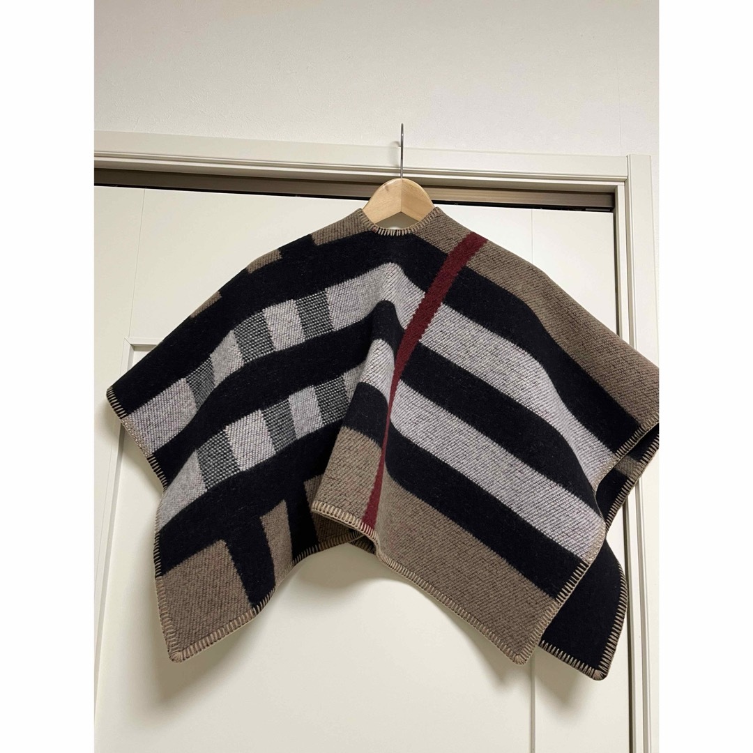 BURBERRY(バーバリー)のBURBERRY バーバリー マフラー ポンチョ 希少品　美品 キッズ/ベビー/マタニティのこども用ファッション小物(マフラー/ストール)の商品写真