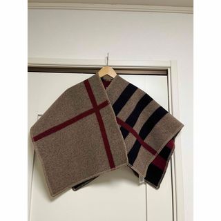 バーバリー(BURBERRY)のBURBERRY バーバリー マフラー ポンチョ 希少品　美品(マフラー/ストール)