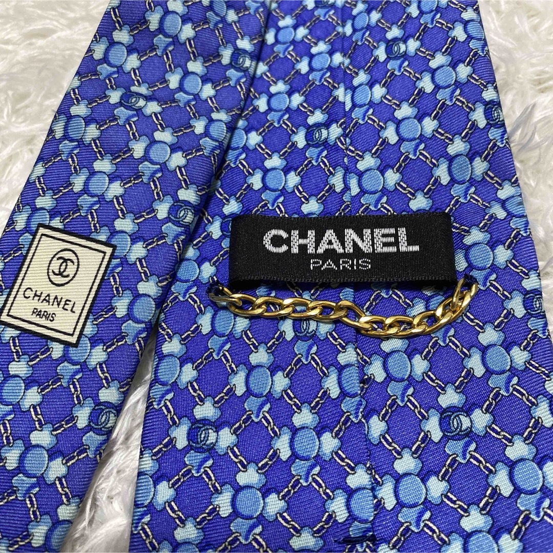 CHANEL(シャネル)のCHANEL シャネル　ネクタイ　シルク　レトロ　お洒落　デザイン　高級　総柄 メンズのファッション小物(ネクタイ)の商品写真