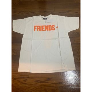 ヴィーローン(VLONE)の⭐️VLONE FRENDSロゴシャツ < XL >(Tシャツ/カットソー(半袖/袖なし))