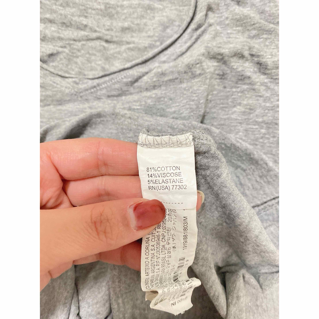 ZARA(ザラ)の【ZARA】シンプルな無地のTシャツ レディースのトップス(Tシャツ(半袖/袖なし))の商品写真