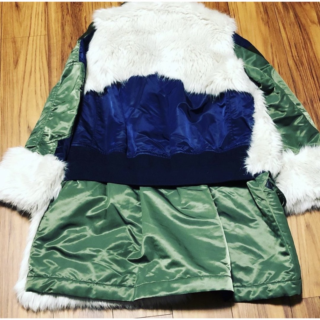 sacai(サカイ)のsacai フェイクファー ミリタリーコート　ラルクtetsuya 着用 レディースのジャケット/アウター(毛皮/ファーコート)の商品写真