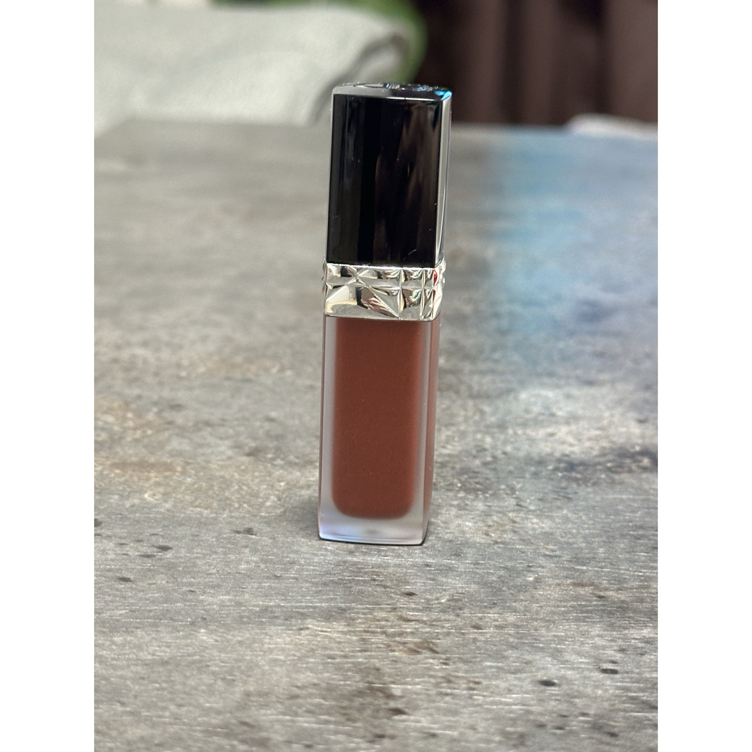 Christian Dior(クリスチャンディオール)のルージュディオールフォーエヴァーリキッドシークィン833 コスメ/美容のベースメイク/化粧品(口紅)の商品写真