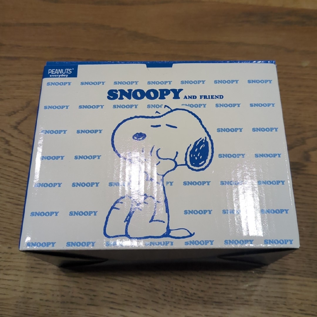 SNOOPY(スヌーピー)の【新品未使用】目覚まし時計　スヌーピー　リズム時計 インテリア/住まい/日用品のインテリア小物(置時計)の商品写真