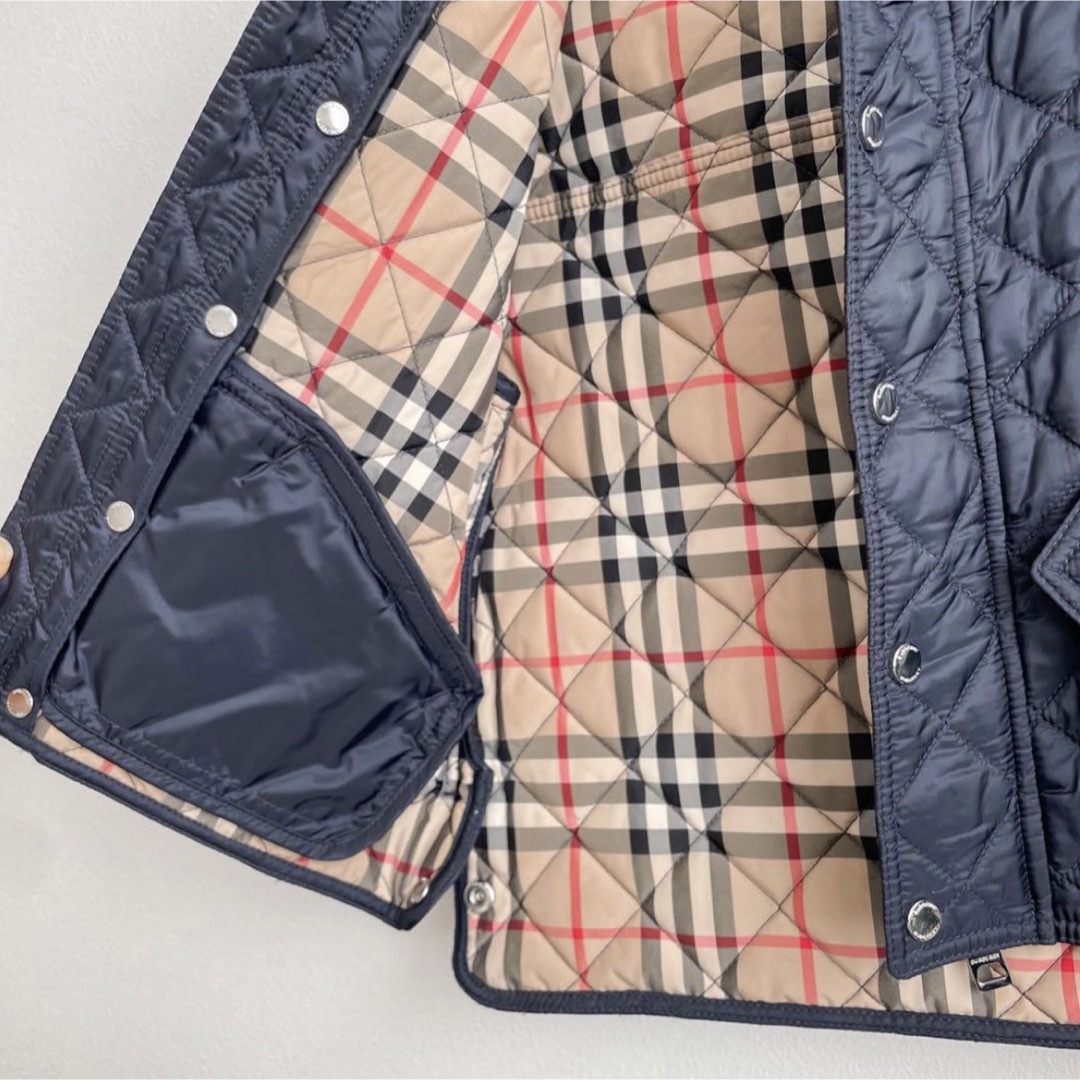 BURBERRY(バーバリー)のバーバリーキッズキルティングジャケット2y92cmチェックブラックネイビー キッズ/ベビー/マタニティのキッズ服男の子用(90cm~)(ジャケット/上着)の商品写真