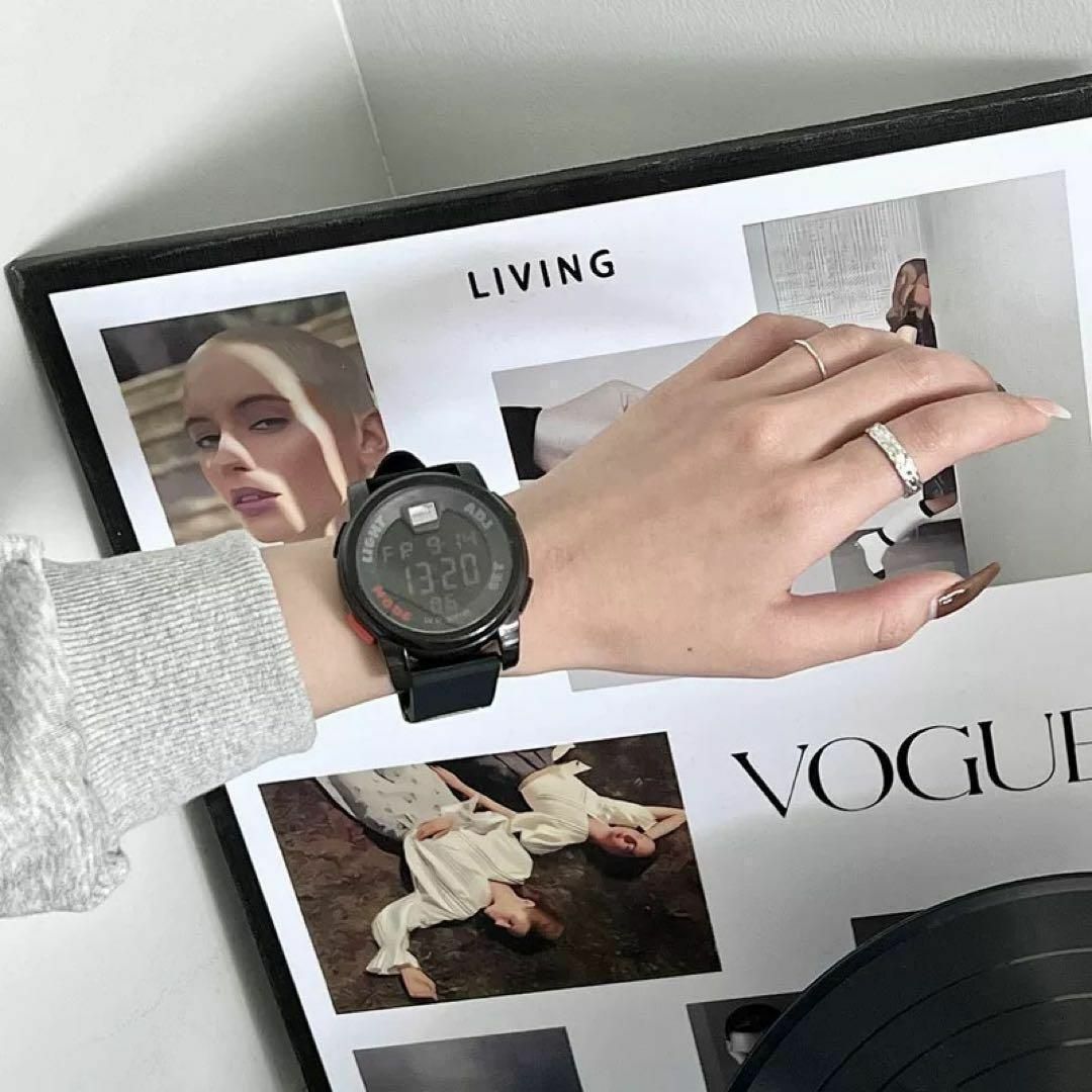 ミリタリー腕時計　デジタル腕時計　メンズ腕時計　レディース腕時計　［ブラック］ メンズの時計(腕時計(デジタル))の商品写真