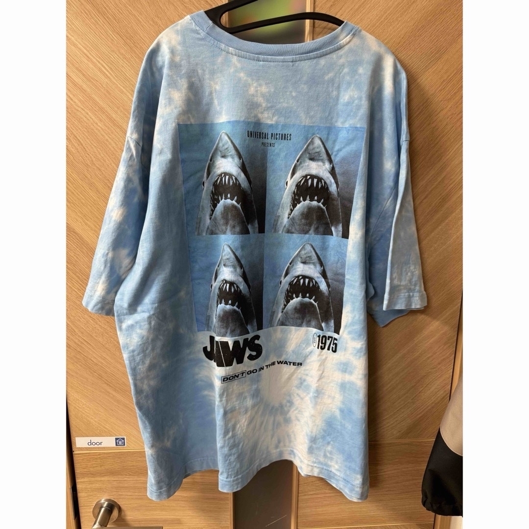 H&M(エイチアンドエム)のジョーズTシャツ メンズのトップス(Tシャツ/カットソー(半袖/袖なし))の商品写真