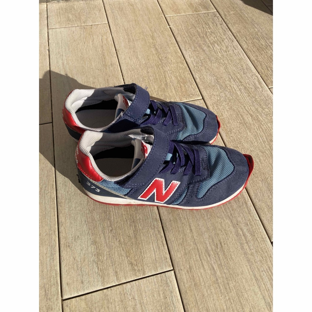 New Balance(ニューバランス)のニューバランス373 キッズ/ベビー/マタニティのキッズ靴/シューズ(15cm~)(スニーカー)の商品写真