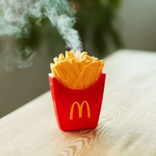 ブルーノ(BRUNO)の加湿器 ミニプレート コインケース マクドナルド Bruno 福袋　(加湿器/除湿機)