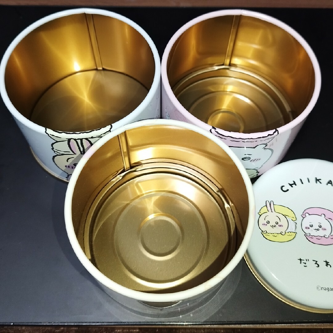 ちいかわ　ダロワイヨ　缶セット エンタメ/ホビーのおもちゃ/ぬいぐるみ(キャラクターグッズ)の商品写真