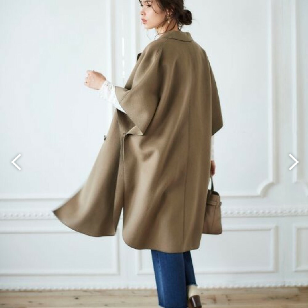 良品 vaneum クロークテーラードコート ベージュ ポンチョ風コート レディースのジャケット/アウター(ポンチョ)の商品写真