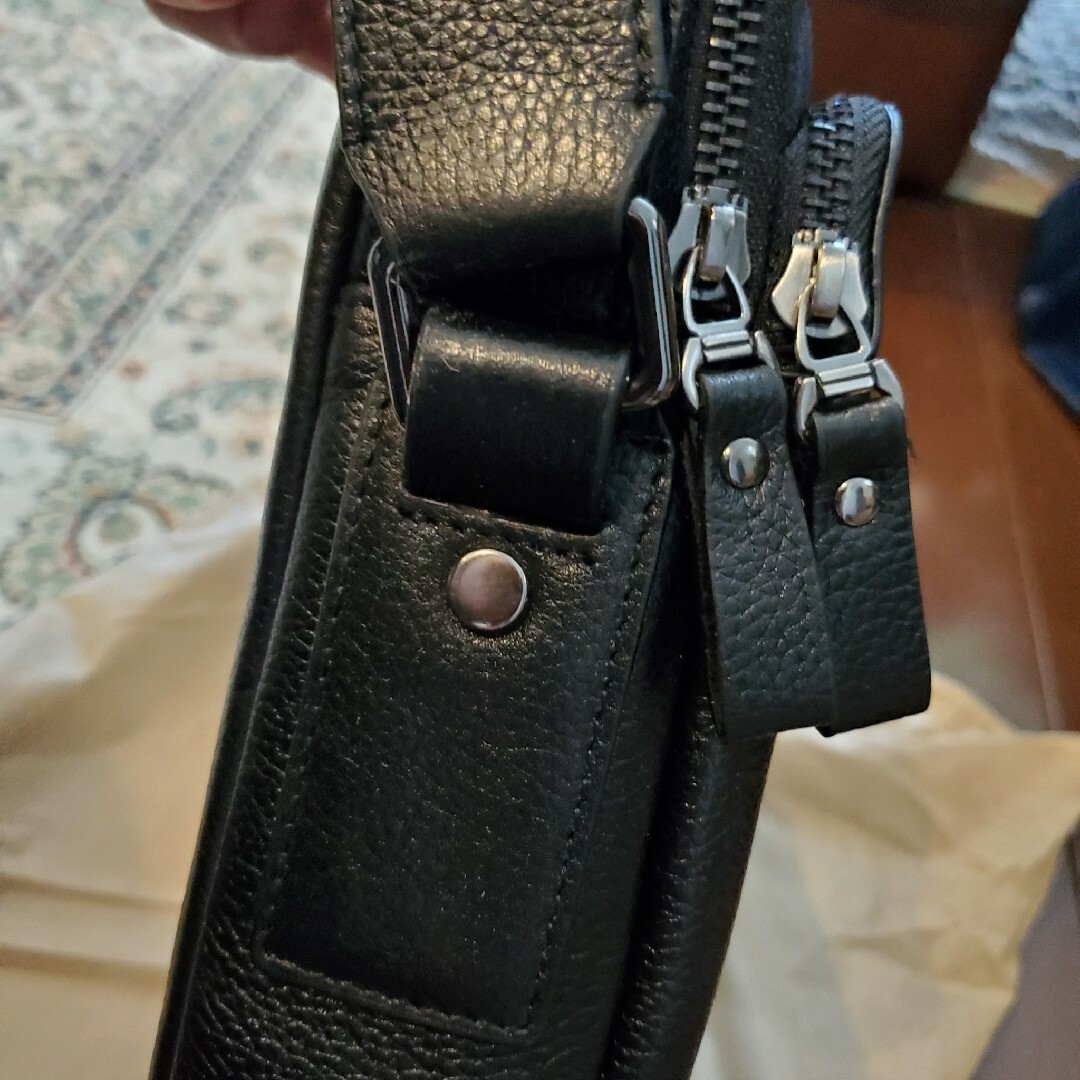 新品・ショルダーバック黒 メンズのバッグ(ショルダーバッグ)の商品写真