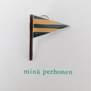 ミナペルホネン(mina perhonen)のミナペルホネン 旗 グリーン(ブローチ/コサージュ)