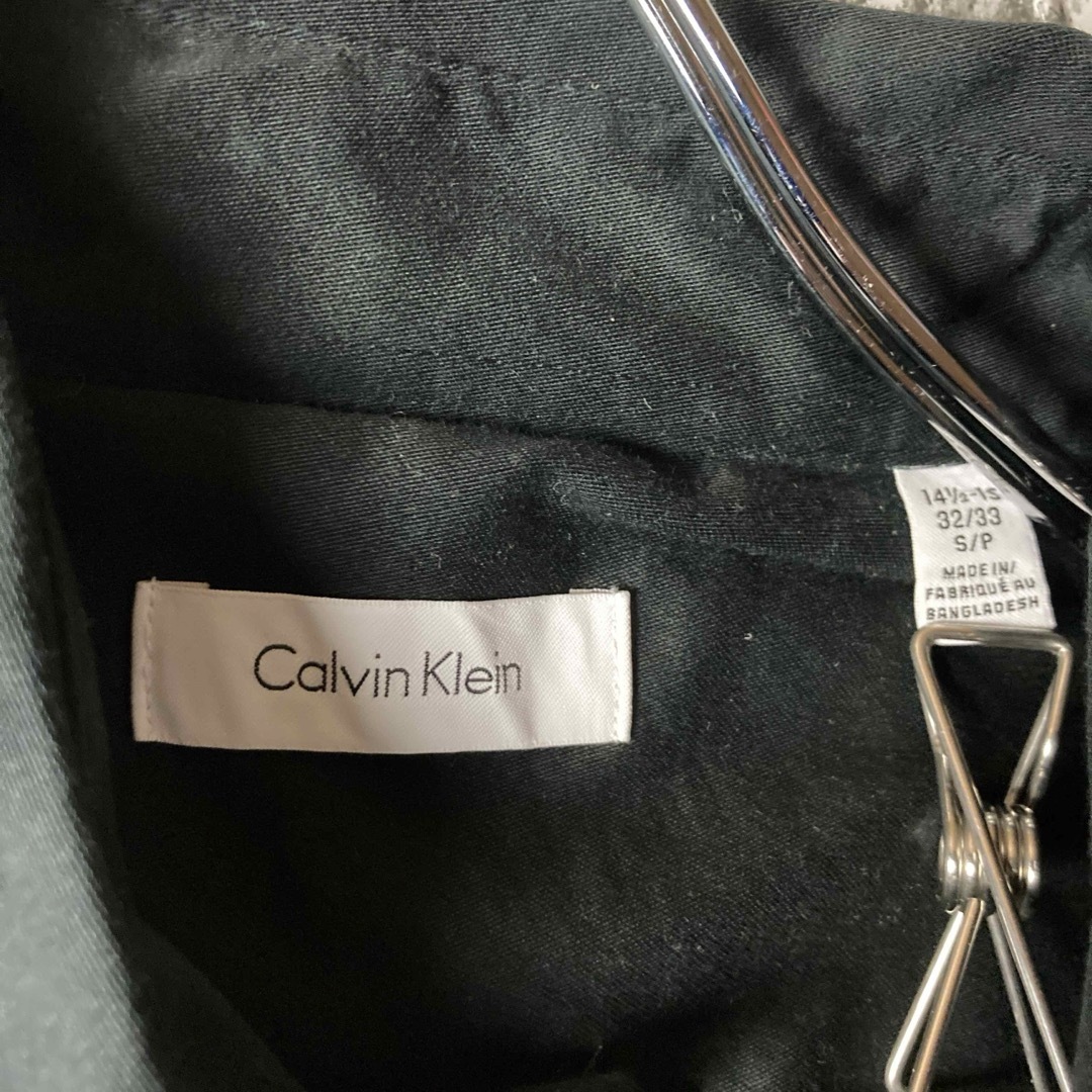 Calvin Klein(カルバンクライン)の【グッドレギュラー】カルバンクライン　刺繍企業ロゴ　L/Sとろみシャツ　黒シャツ メンズのトップス(シャツ)の商品写真