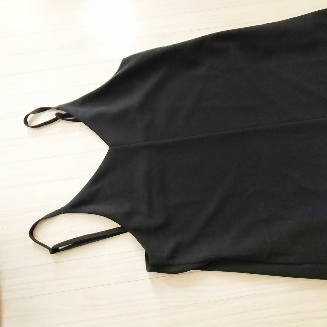 ジャンパースカート　ロングワンピース　キャミワンピース　ブラック　ポンチ素材 レディースのワンピース(ロングワンピース/マキシワンピース)の商品写真