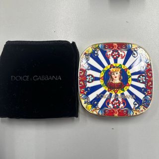 ドルチェアンドガッバーナ(DOLCE&GABBANA)の未使用　ソーラーグロウウルトラライトブロンジングパウダーN 12gフェイスカラー(フェイスカラー)