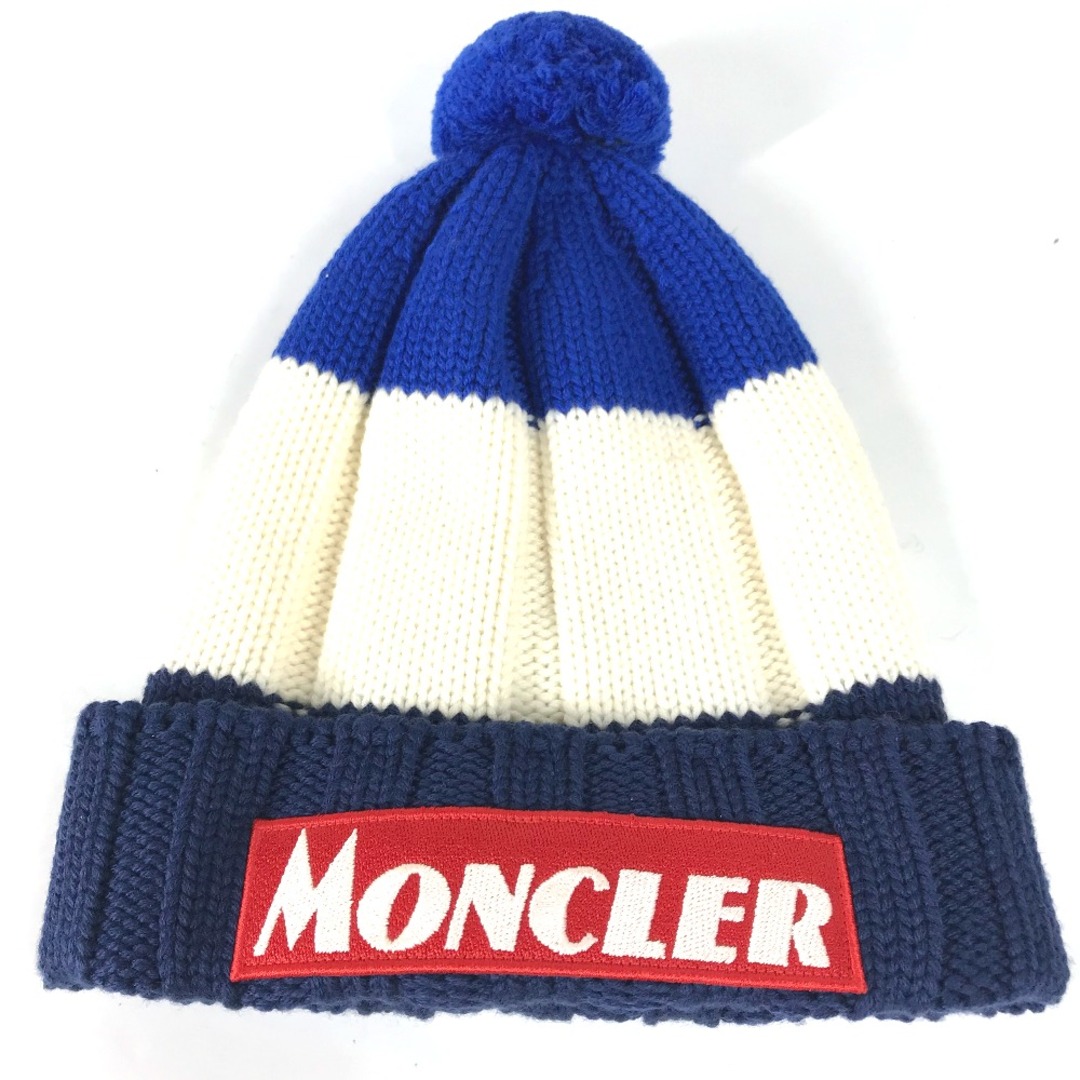 MONCLER(モンクレール)のモンクレール MONCLER ロゴ ボーダー ポンポン付き ビーニー 帽子 ニット帽 ニットキャップ ニット帽 ウール ブルー 美品 レディースの帽子(ニット帽/ビーニー)の商品写真