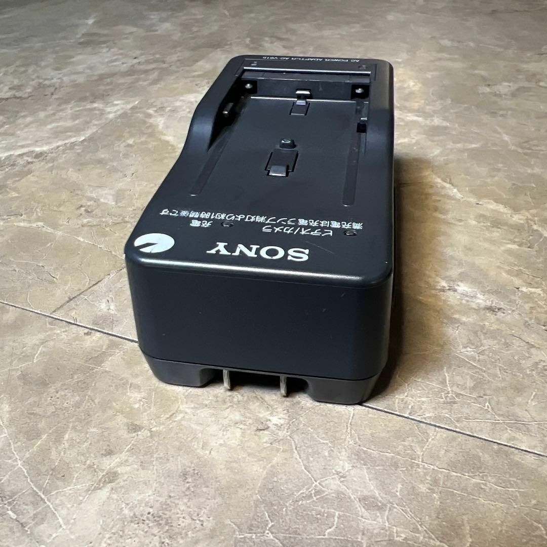 SONY - SONY ビデオカメラ充電器 AC-V615 DCカプラー付 対応NP SONY - SONY ビデオカメラ充電器 AC-V615 DCカプラー付 対応NP