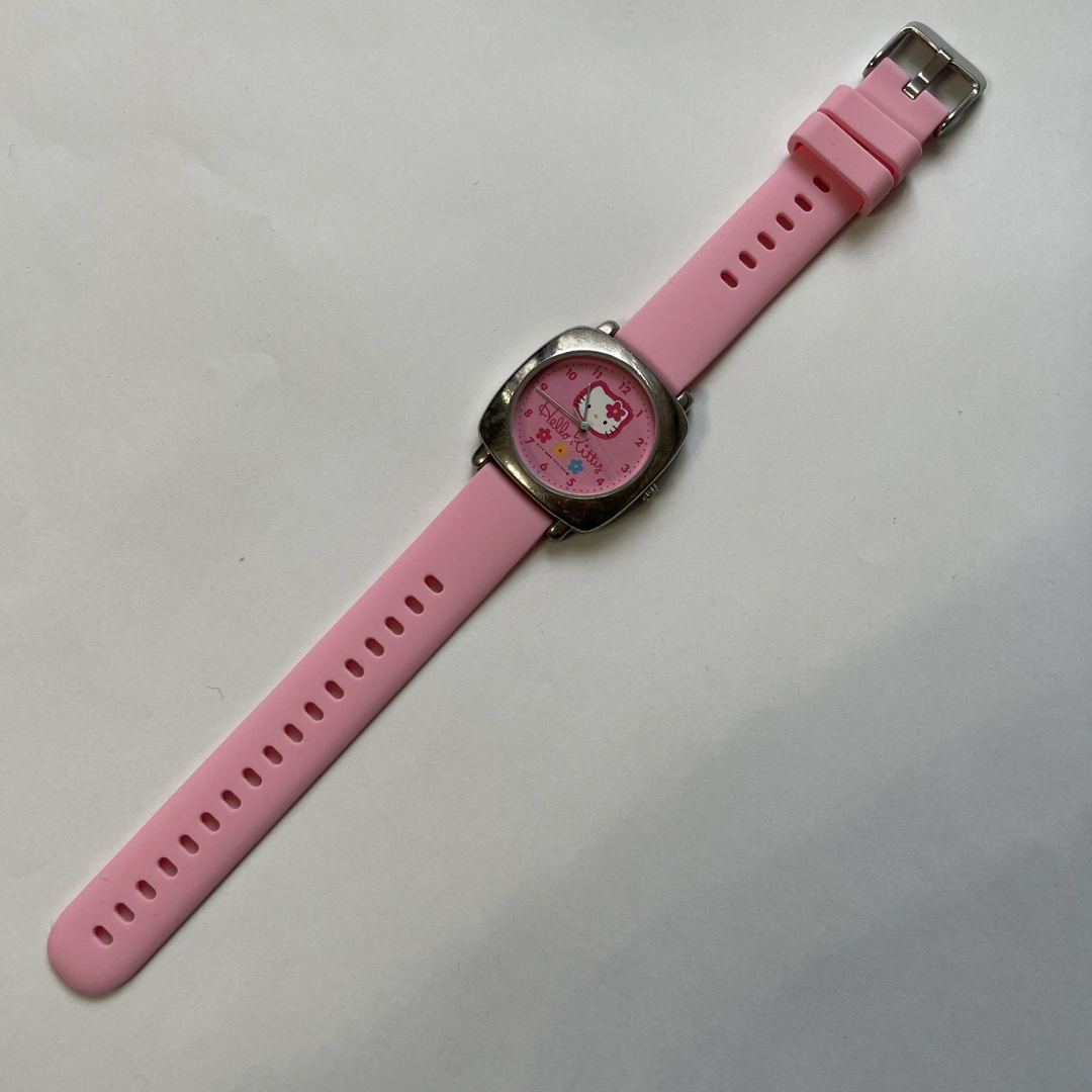 サンリオ(サンリオ)のハローキティ　腕時計　電池交換済 キッズ/ベビー/マタニティのこども用ファッション小物(腕時計)の商品写真