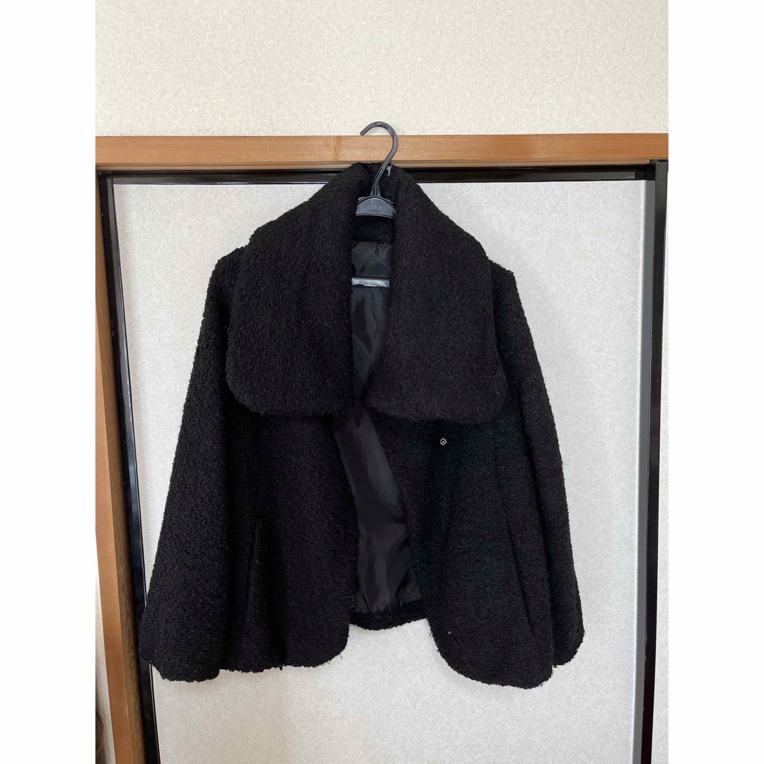 Bou Jeloud(ブージュルード)のBou Jeloudブークレ　ショートコート　黒　38サイズ レディースのジャケット/アウター(その他)の商品写真