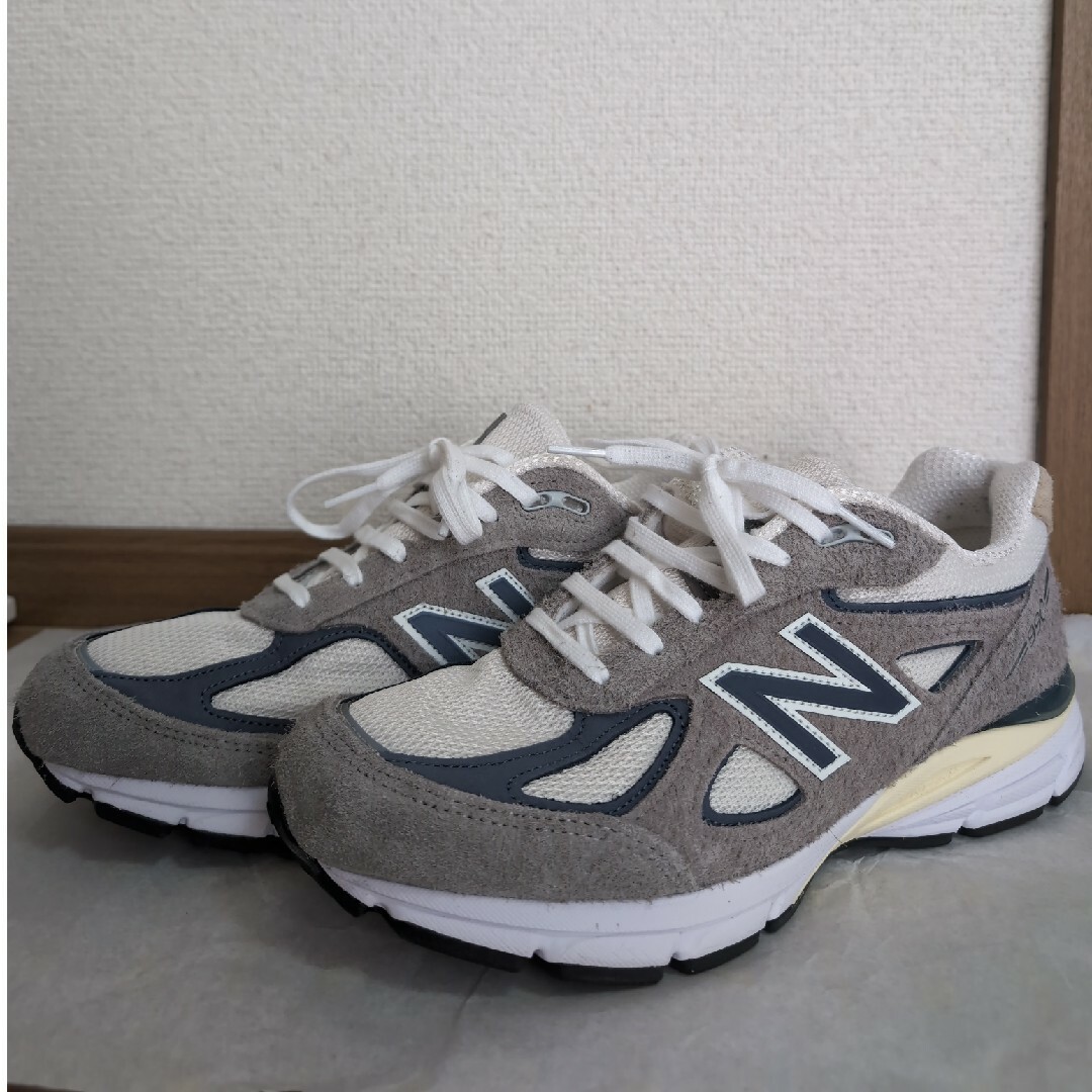 New Balance(ニューバランス)のNew Balance 990v4 （Gray Day Collection） メンズの靴/シューズ(スニーカー)の商品写真