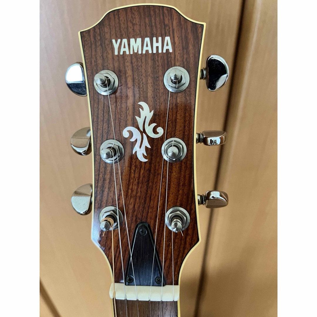 ヤマハ(ヤマハ)のYAMAHA APX-700 楽器のギター(アコースティックギター)の商品写真