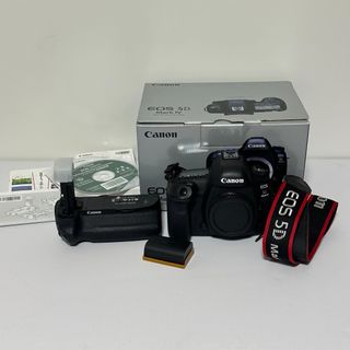 キヤノン(Canon)のCanon EOS 5D MARK4(WG) ボディ バッテリーグリップ(デジタル一眼)