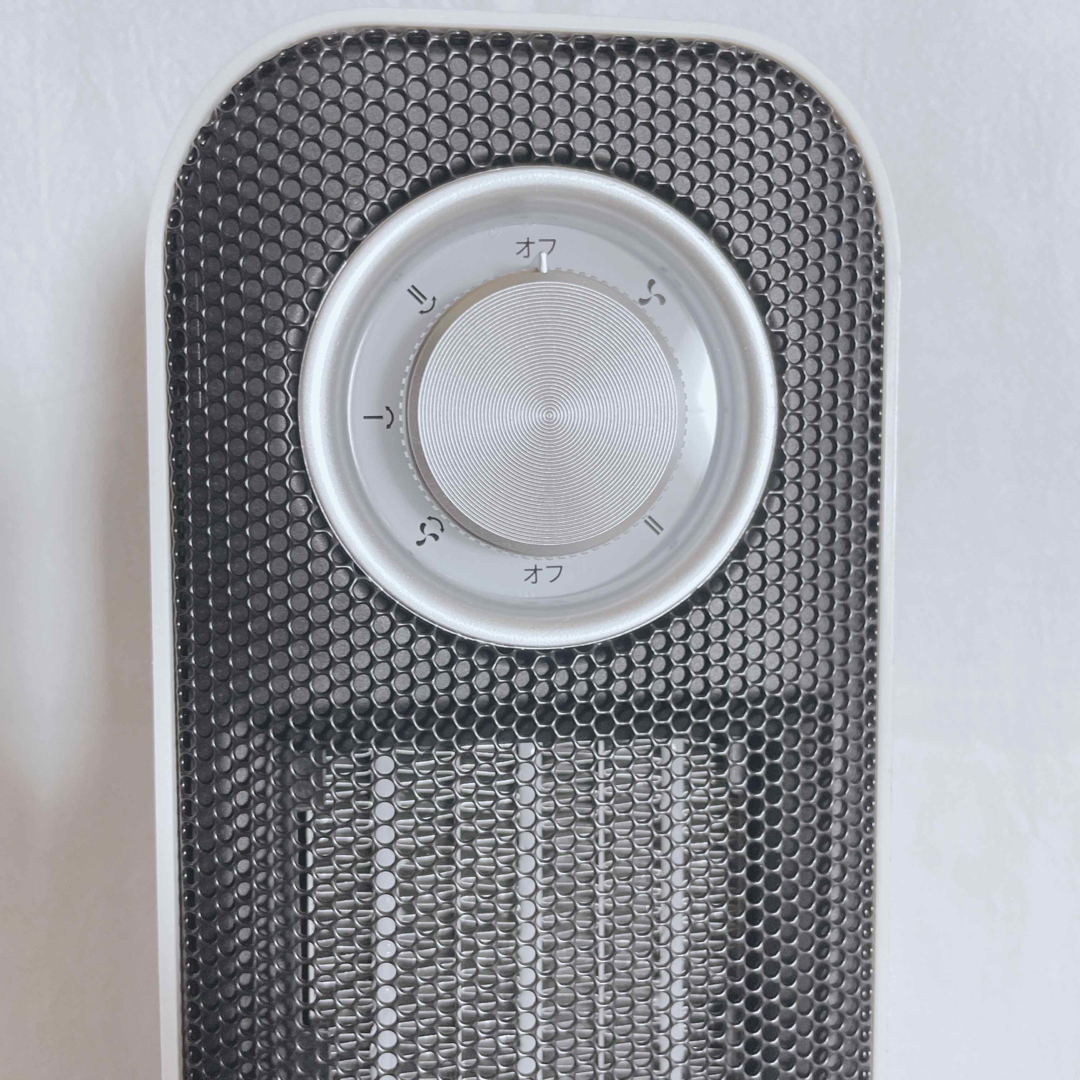 ApaLux ヒーター 小型 暖房 セラミックヒーター 電気ストーブ 1秒速暖 スマホ/家電/カメラの冷暖房/空調(ファンヒーター)の商品写真