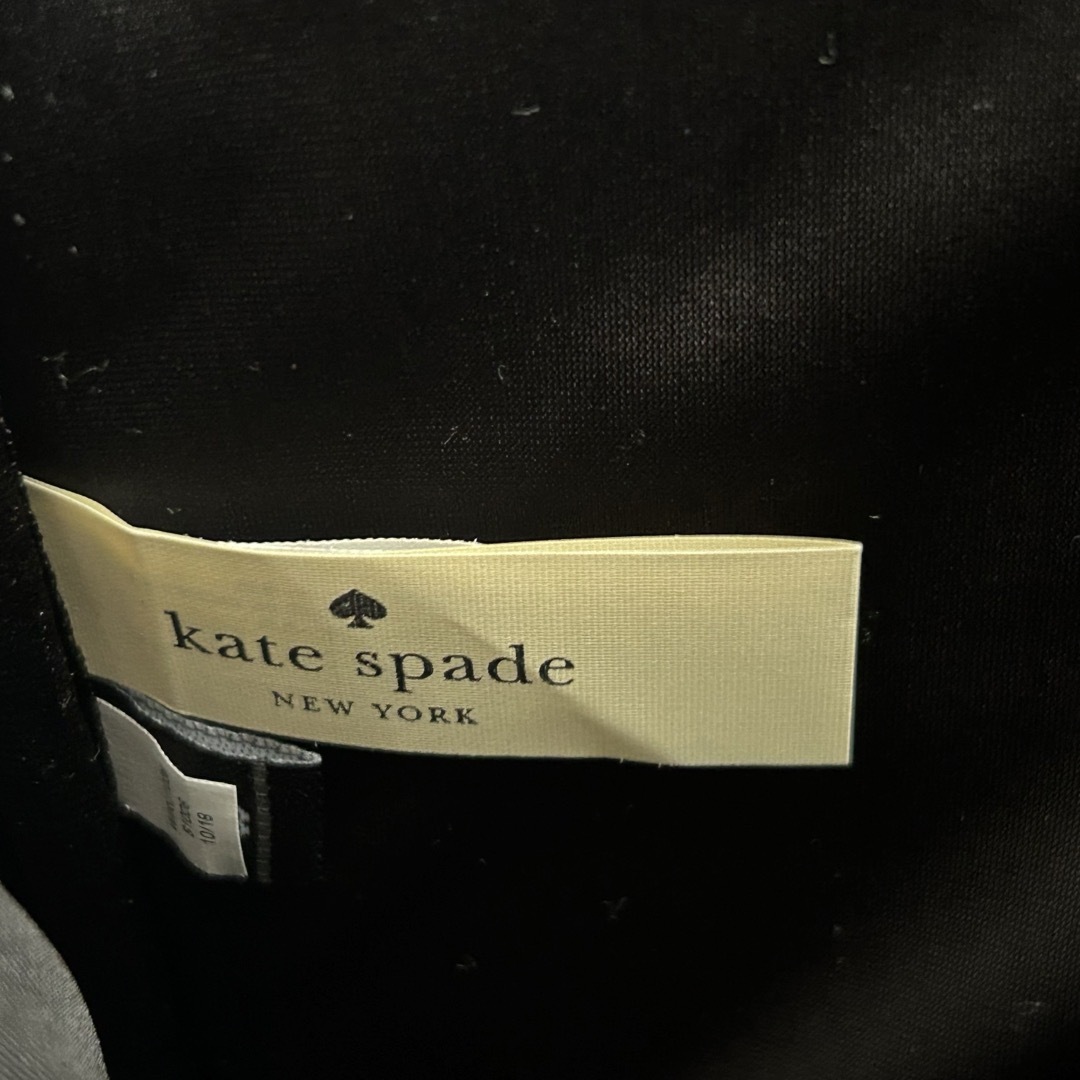 kate spade new york(ケイトスペードニューヨーク)のKate Spade レザー ラップトップケース 13インチ用 スマホ/家電/カメラのPC/タブレット(PC周辺機器)の商品写真