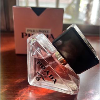 プラダ(PRADA)のプラダビューティー　 PRADA  パラドックス　オーデパルファム 30ml(その他)