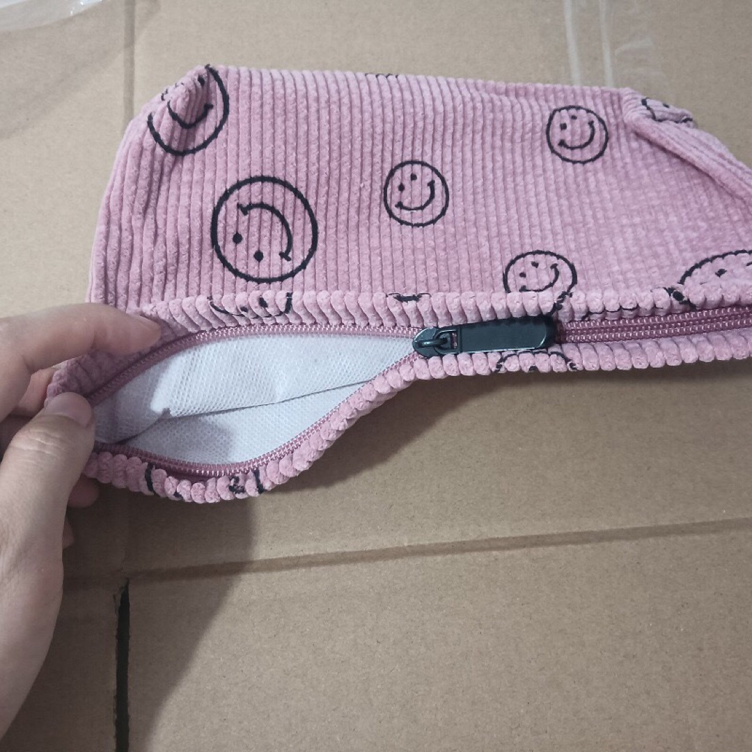 ニコちゃんポーチ　ピンク　メイクポーチ　母子手帳入れ　大きめ レディースのファッション小物(ポーチ)の商品写真