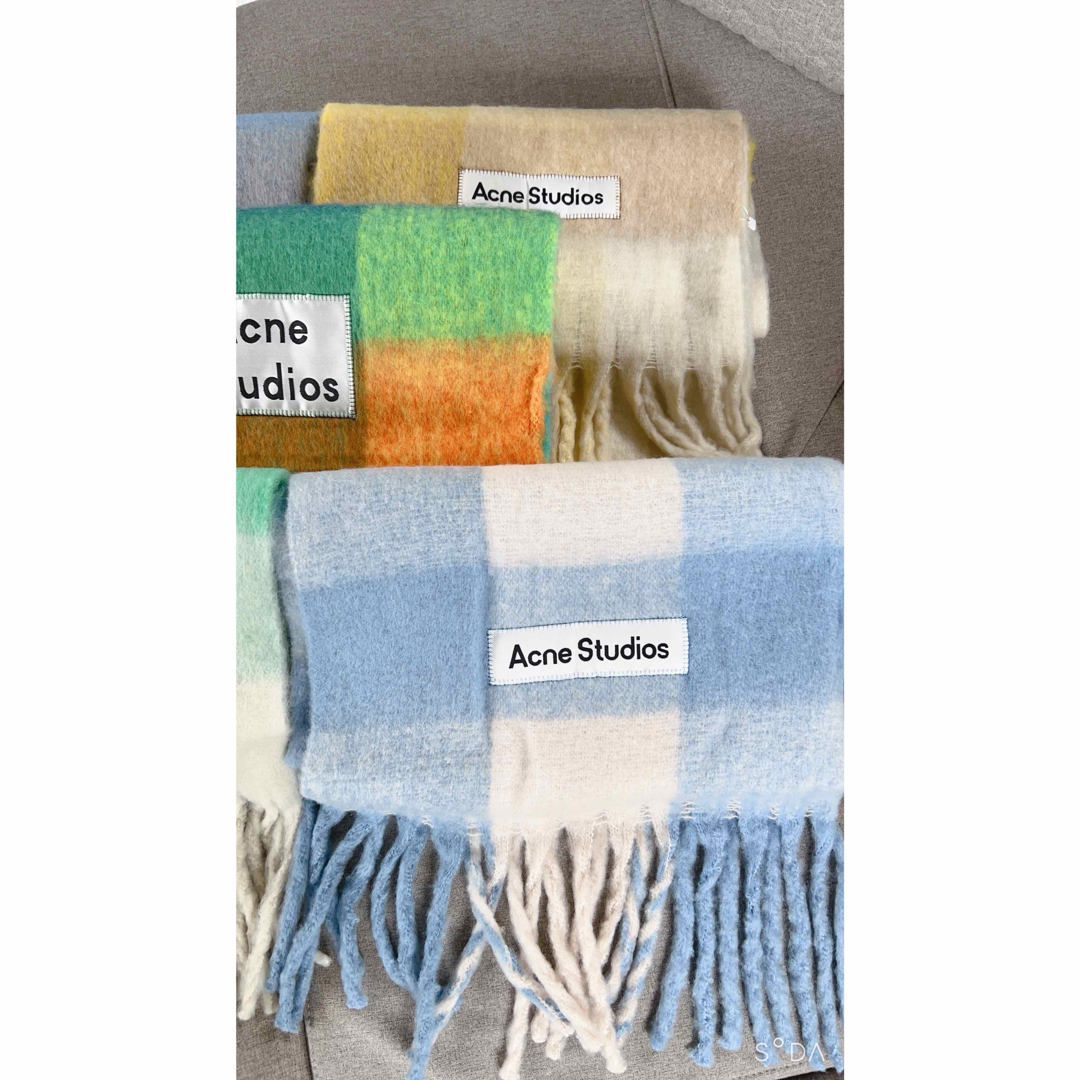 Acne Studios(アクネストゥディオズ)の【Acne Studios】アクネストゥディオズ　大判チェックマフラーショール　 レディースのファッション小物(マフラー/ショール)の商品写真