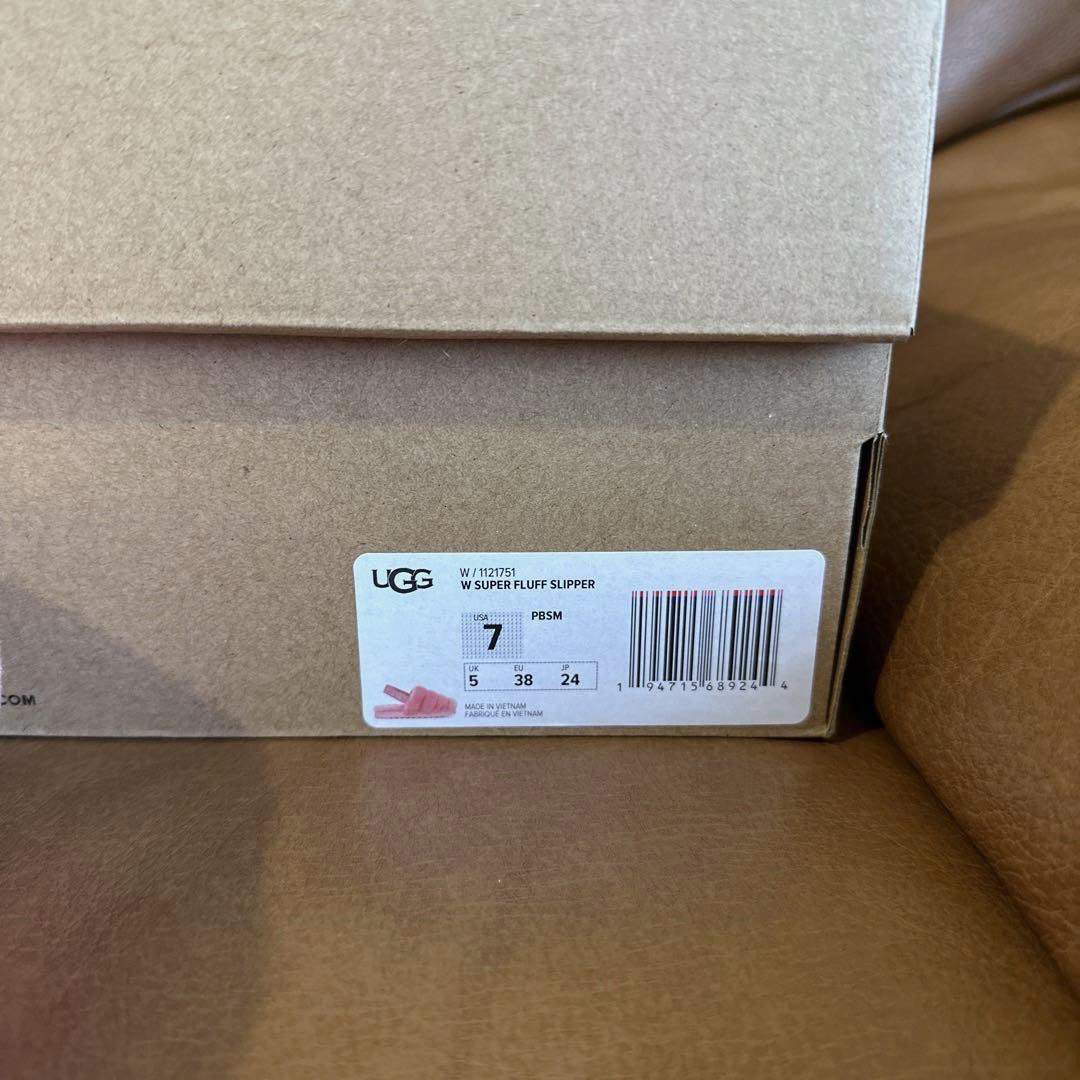 UGG(アグ)のUGG Super Fluffy Slipper レディースの靴/シューズ(サンダル)の商品写真
