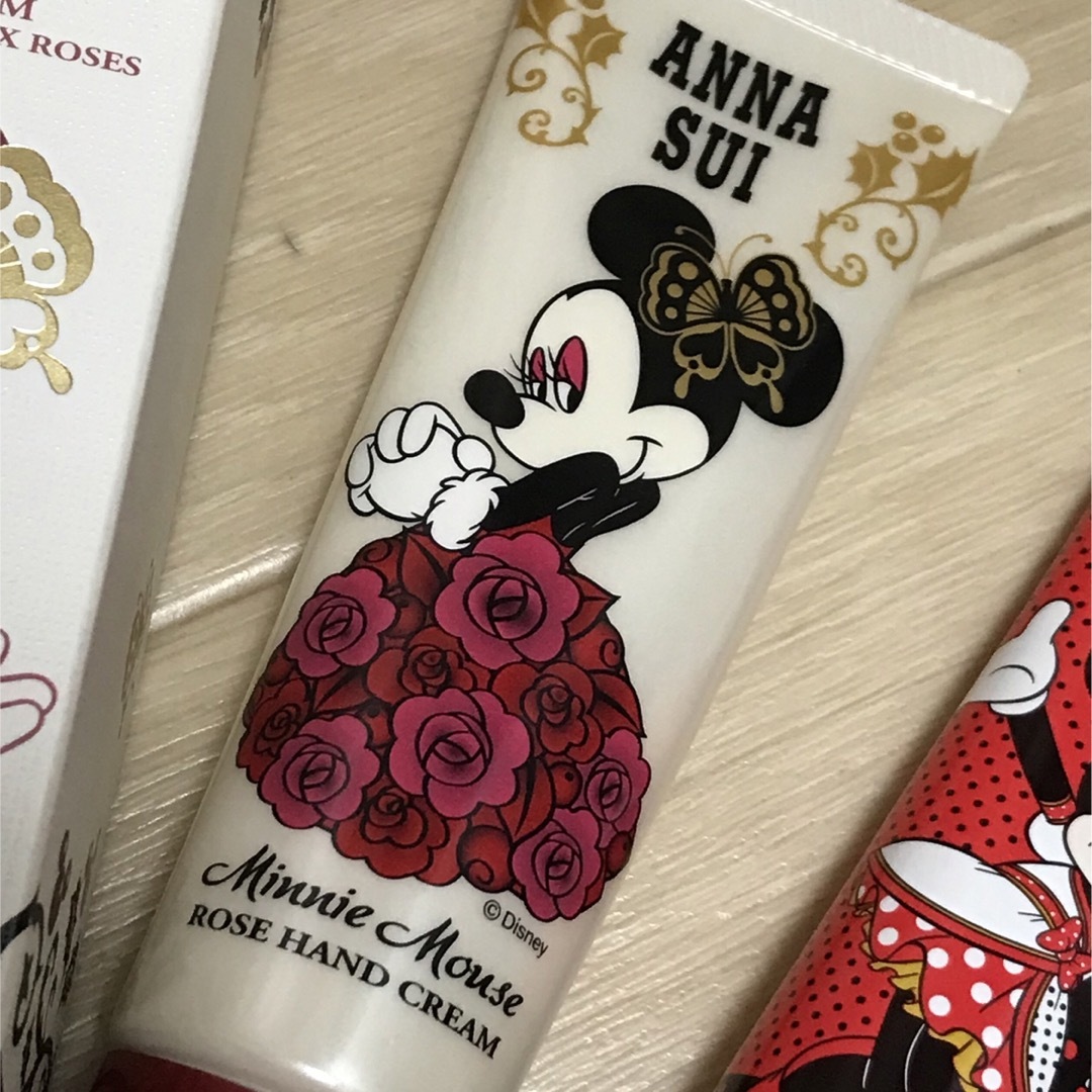 ANNA SUI(アナスイ)のANNA SUI アナスイ ベリミニ ディズニー ミニー ハンドクリーム コスメ/美容のボディケア(ハンドクリーム)の商品写真