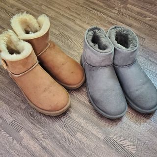 アグ(UGG)の2足セット UGG ショートムートンブーツ グレー&キャメル(ブーツ)