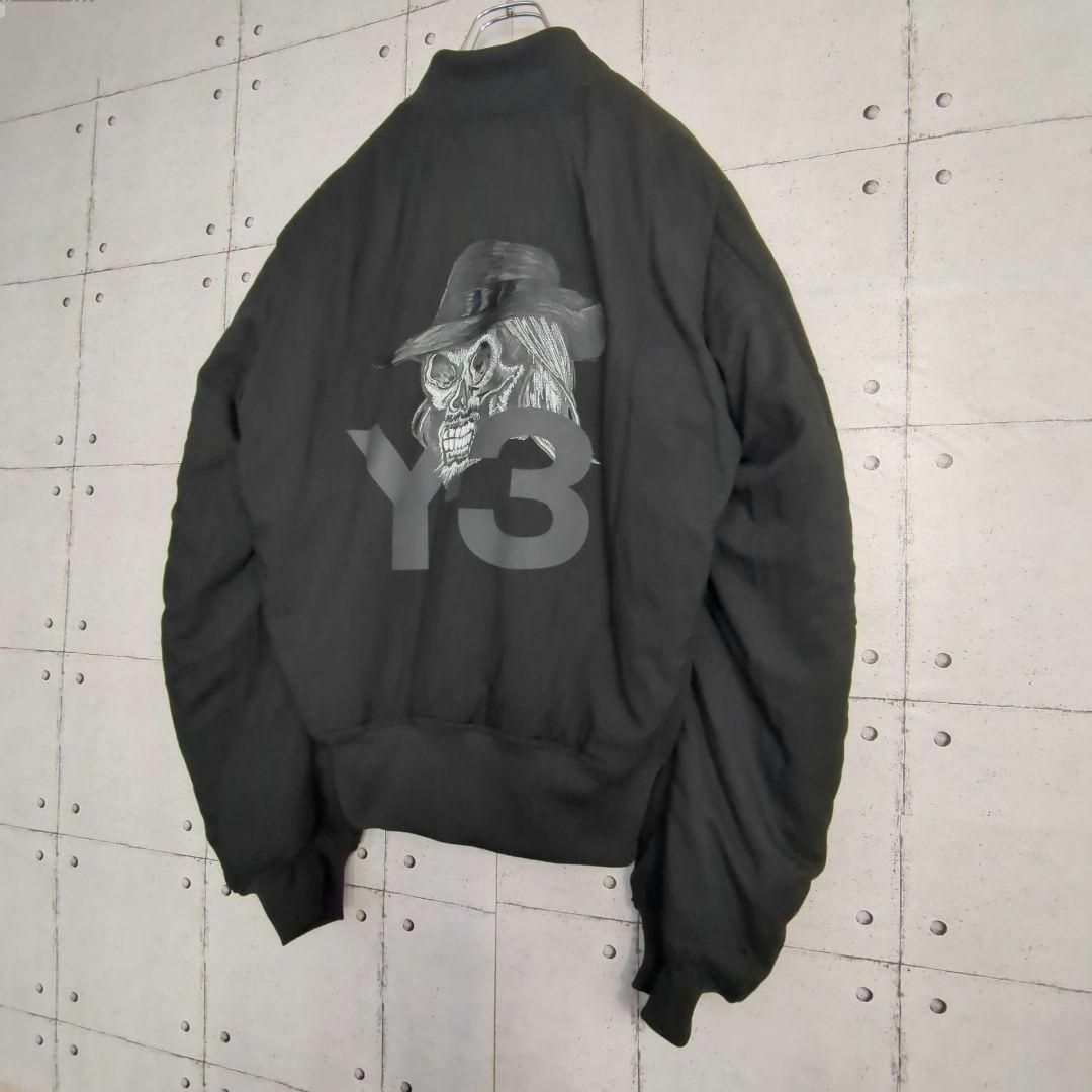 Y-3(ワイスリー)の超希少デザイン！ Y-3 刺繍ロゴ スカル刺繍 リバーシブル ボンバージャケット メンズのジャケット/アウター(フライトジャケット)の商品写真