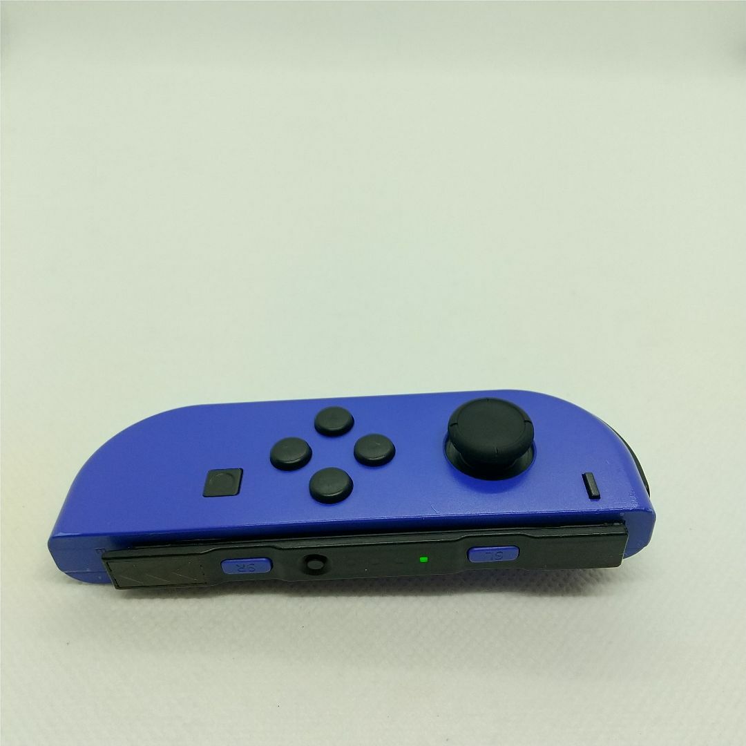 Nintendo Switch(ニンテンドースイッチ)の【希少】⑨Switch ジョイコン　ブルー　左のみ(L) 【任天堂純正品】濃い青 エンタメ/ホビーのゲームソフト/ゲーム機本体(家庭用ゲーム機本体)の商品写真